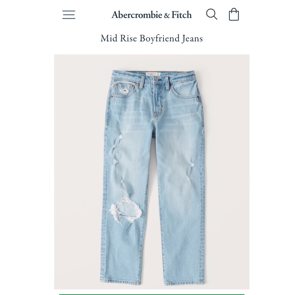 Abercrombie and Fitch mid rise boyfriend jeans 28L